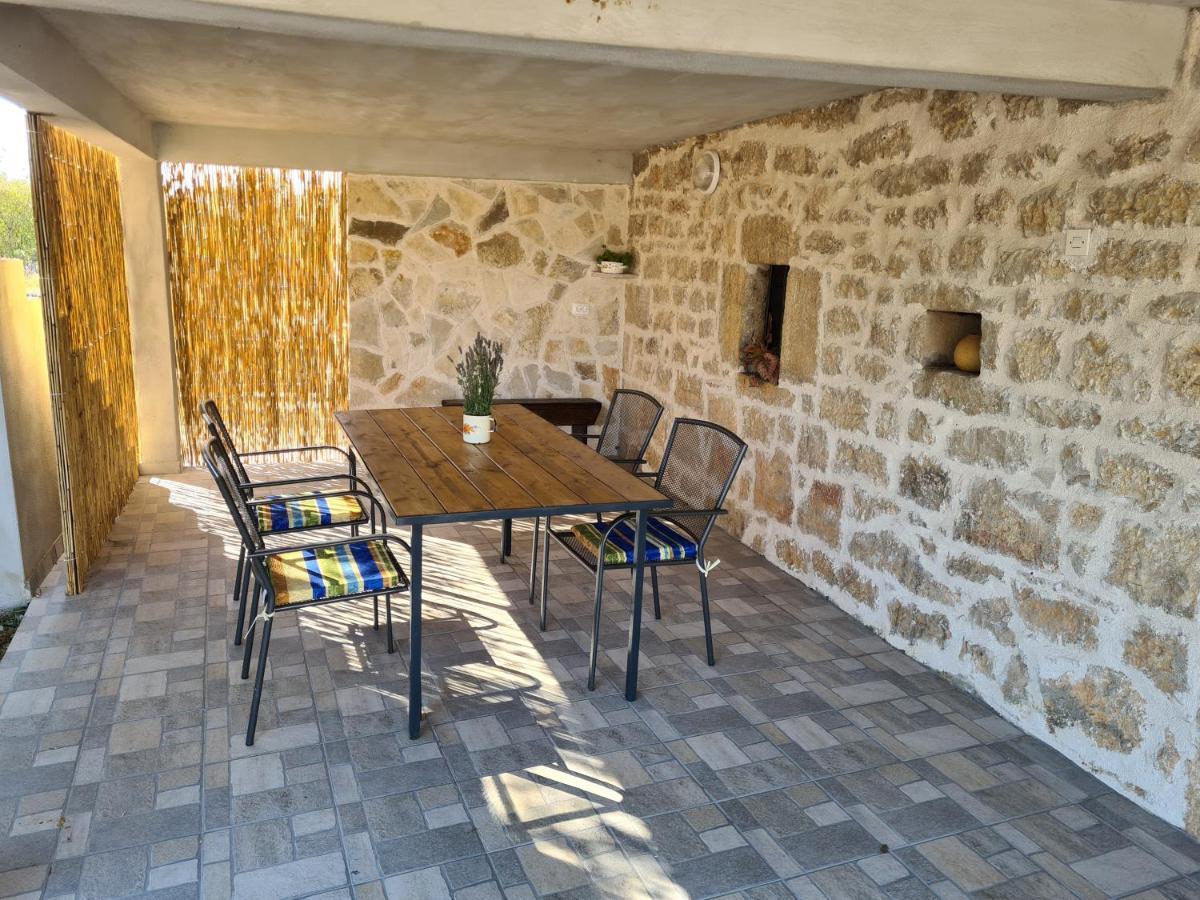 Holiday Home Nena Drniš Exteriör bild