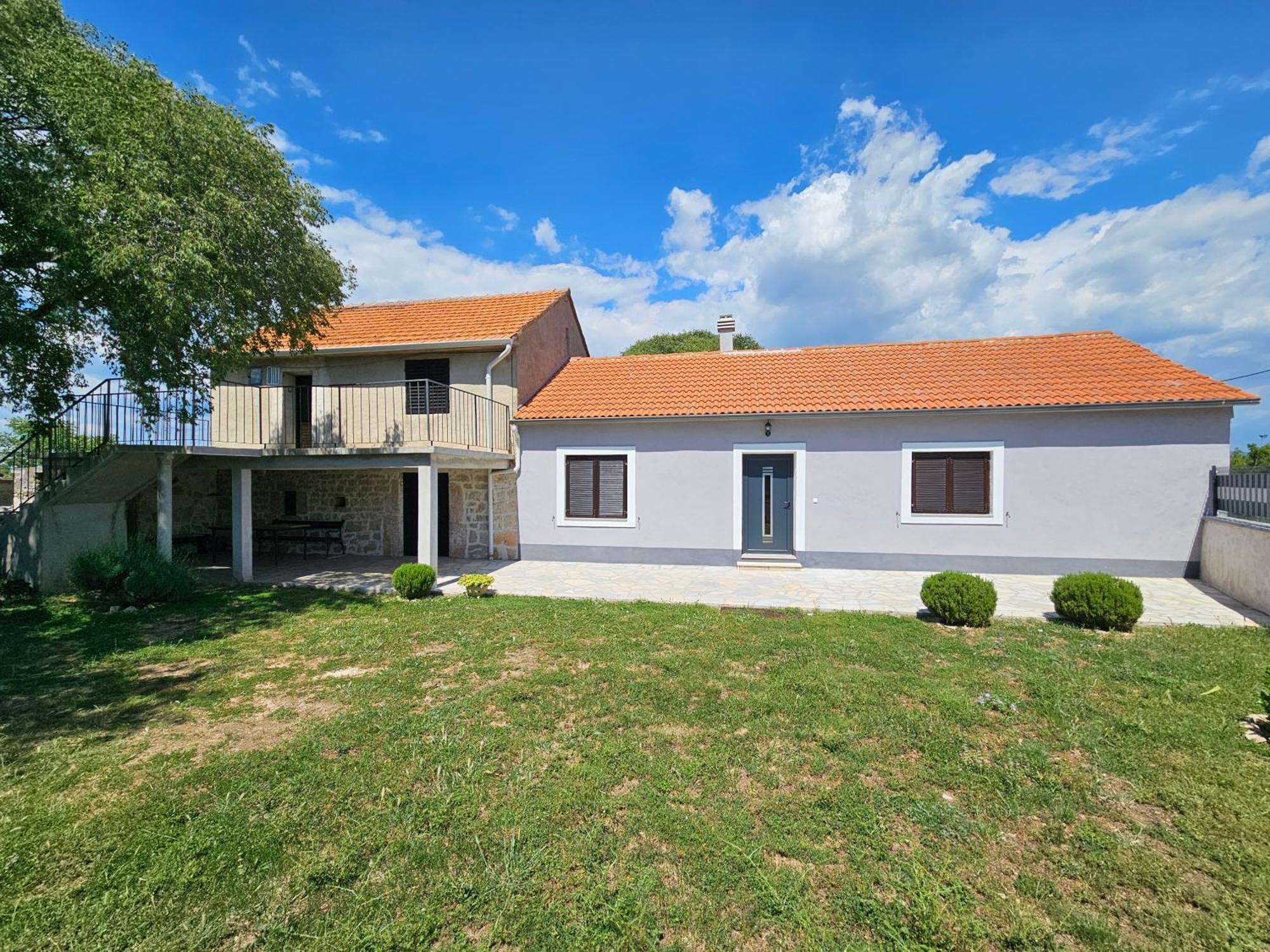 Holiday Home Nena Drniš Exteriör bild